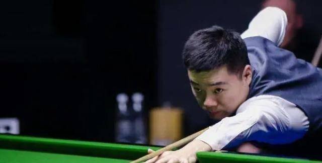 埃梅里在肋 埃梅里在肋